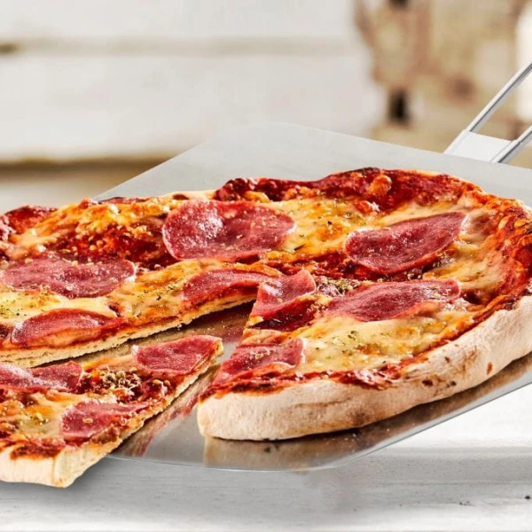 Łopatka do pizzy z drewnianą rączką Relaxdays