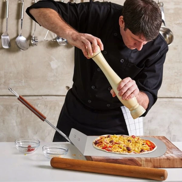 Łopatka do pizzy z drewnianą rączką Relaxdays