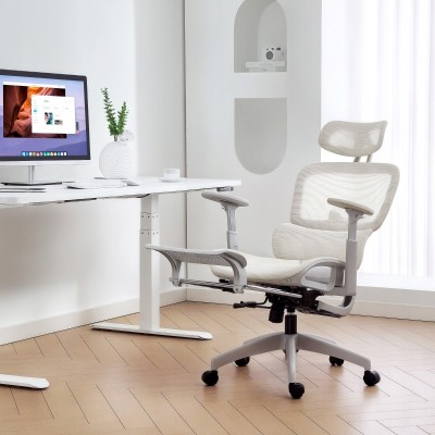 Ergonomiczne krzesło biurowe z podnóżkiem HOMCOM regulowane beżowe